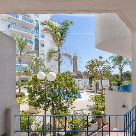 El Faro Iv Apartment *